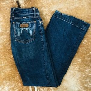 Women’s Wrangler Mid-Rise Trousers